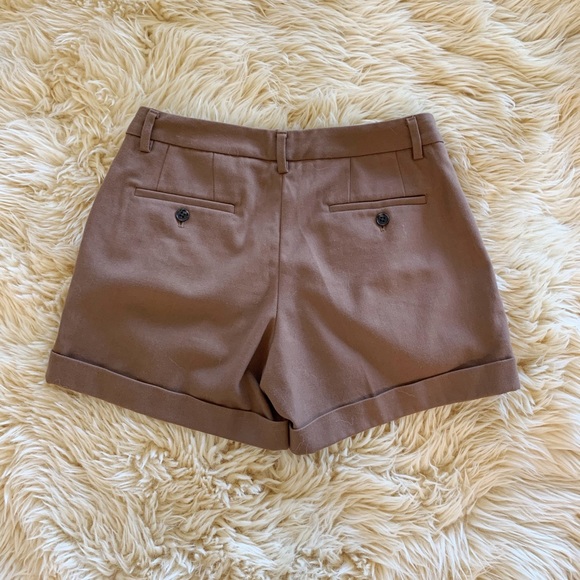 UNIQLO Fall Shorts - Picture 2 of 3